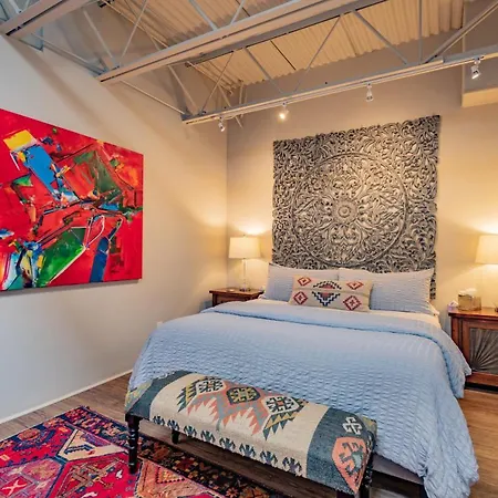 Luxury In The Heart Of Historic Downtown 1050 Sq Ft Santa Fe
