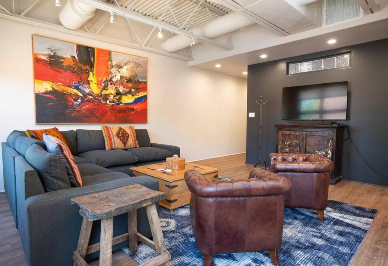 Luxury In The Heart Of Historic Downtown 1050 Sq Ft *